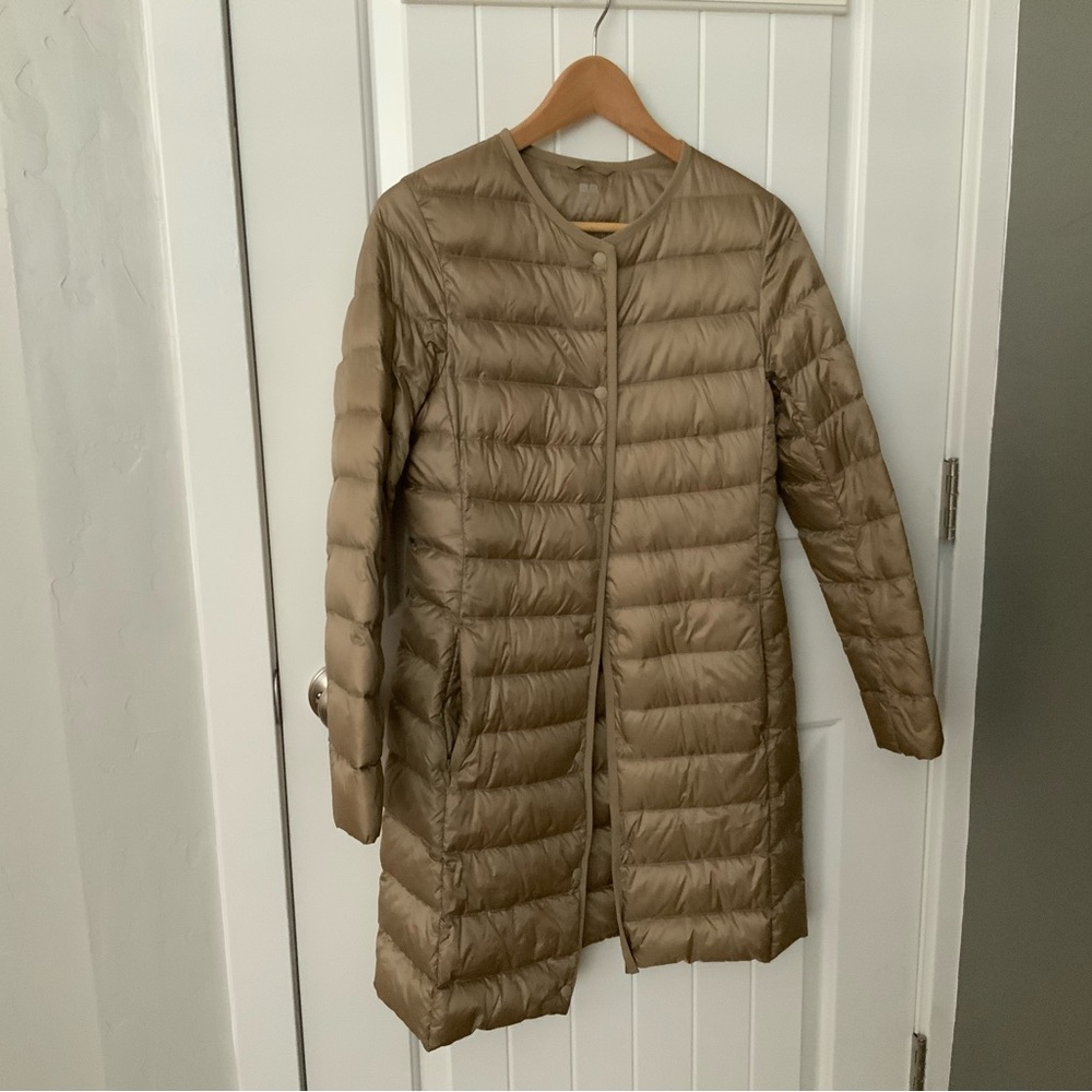 Uniqlo lightweight down coat